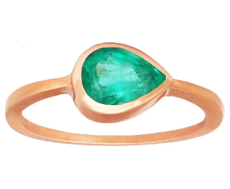 Affordable Gold-Plated Jewelry For Modern Fashion 1ct Pear Colombian Emerald Rose Gold Ring