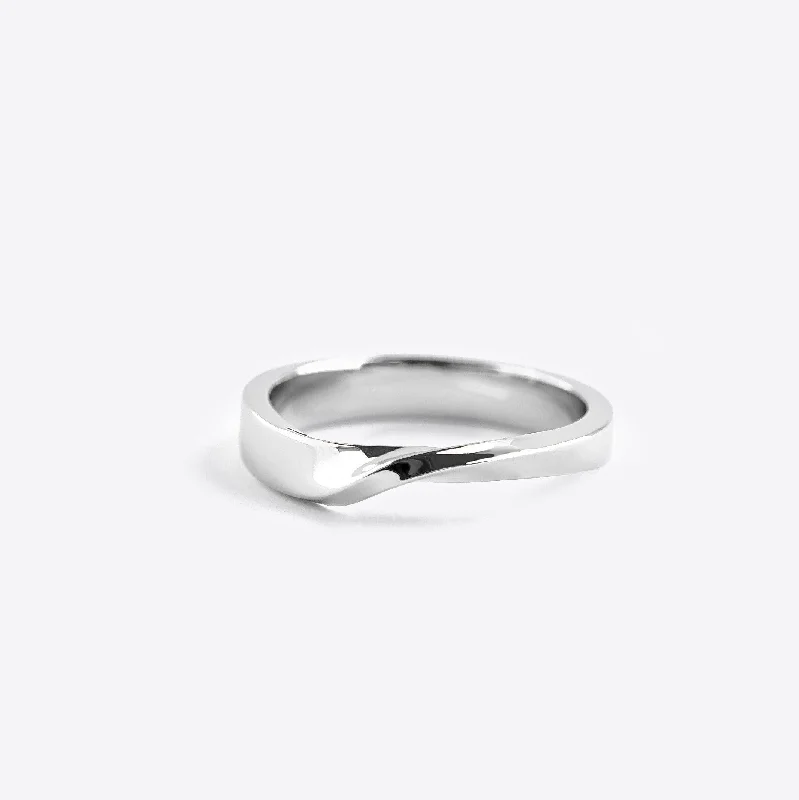 Last Chance To Shop High-End Jewelry At Markdown Prices Amor Ring ─ Light