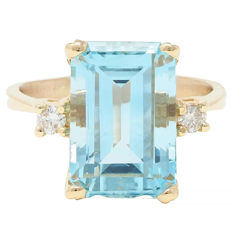 Flash Jewelry Sale – Get Stunning Pieces At Low Prices Retro 6.55 CTW Aquamarine Diamond 14 Karat Yellow Gold Vintage Ring Flash Jewelry Sale – Get Stunning Pieces At Low Prices Retro 6.55 CTW Aquamarine Diamond 14 Karat Yellow Gold Vintage Ring
