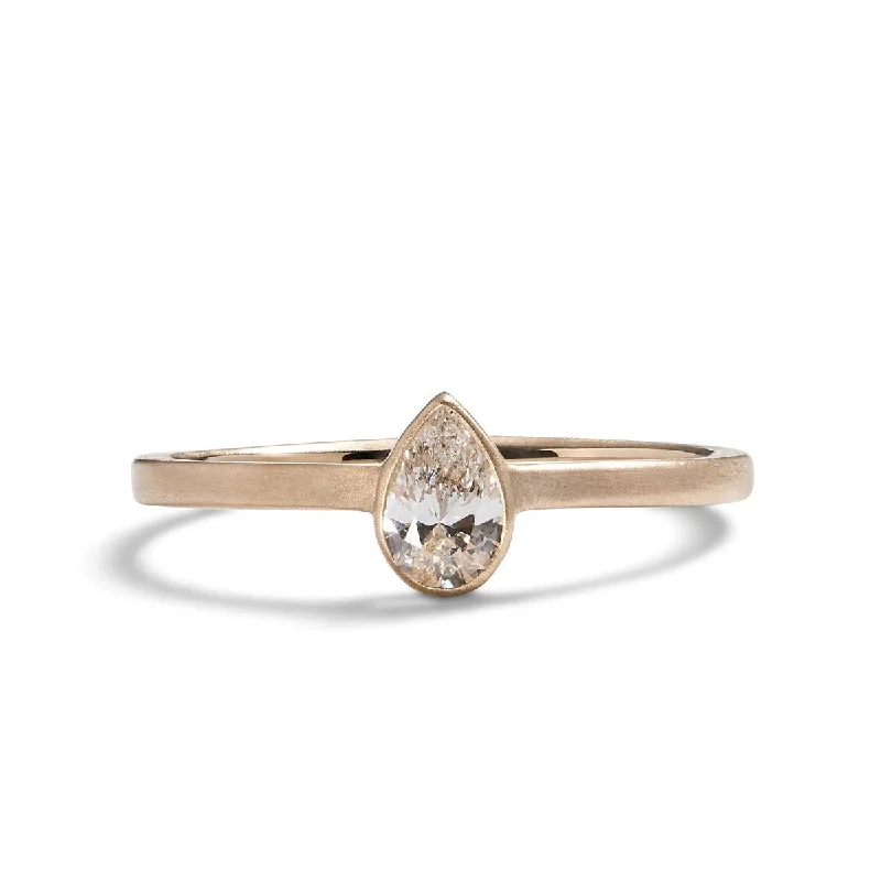 Flash Sale On Elegant Jewelry – Don't Miss Out Votum ring