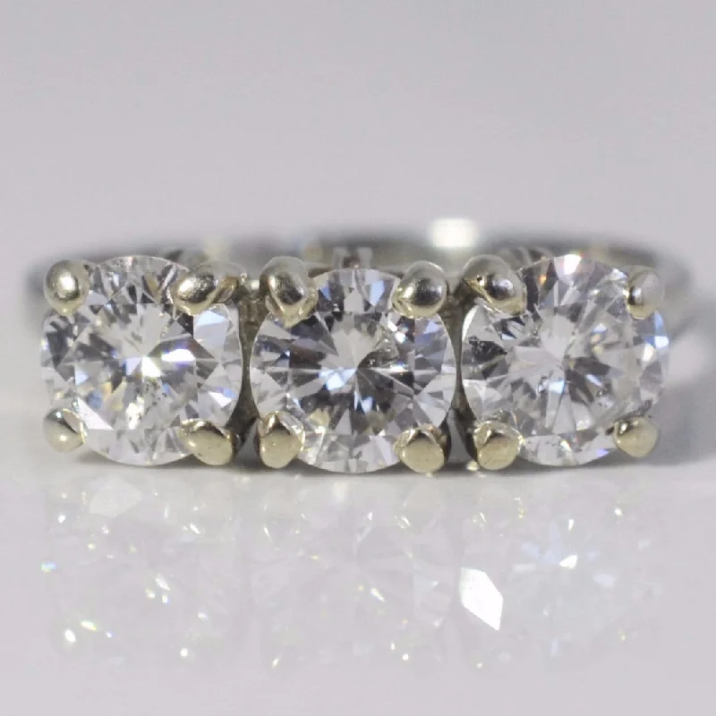 Romantic Heart-Shaped Jewelry For Special Gifts Round Brilliant Three Stone Ring | 1.50 ctw, SZ 5.75 |