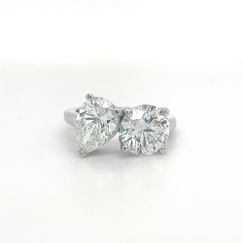 Exclusive Jewelry Offers – Shine For Less Tio et Moi Lab GrownTwo Stone Diamond Fashion Ring in 14K White Gold (4.84ctw) Exclusive Jewelry Offers – Shine For Less Tio et Moi Lab GrownTwo Stone Diamond Fashion Ring in 14K White Gold (4.84ctw)