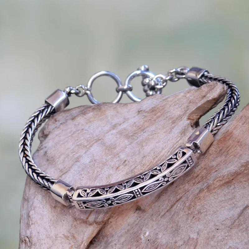 Big Discounts On Elegant Jewelry Collections Bali Bagus Hand Crafted Engraved Sterling Silver Bracelet from Bali Big Discounts On Elegant Jewelry Collections Bali Bagus Hand Crafted Engraved Sterling Silver Bracelet from Bali