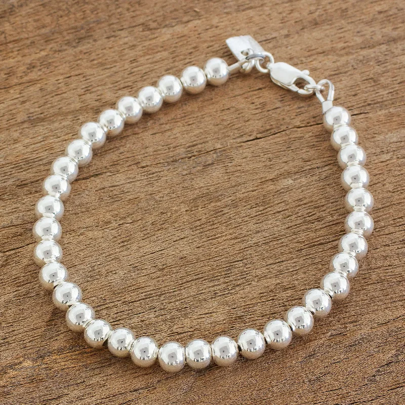 Limited-Stock Jewelry Sale – Once It's Gone, It's Gone Beauty in Simplicity Gleaming Sterling Silver Beaded Bracelet from Guatemala Limited-Stock Jewelry Sale – Once It's Gone, It's Gone Beauty in Simplicity Gleaming Sterling Silver Beaded Bracelet from Guatemala