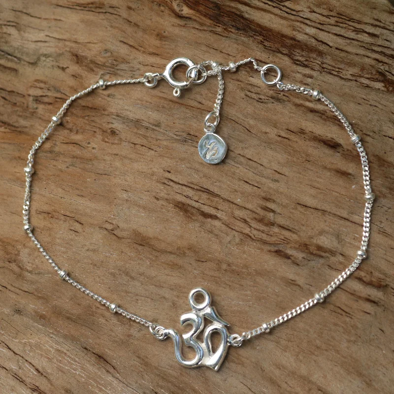 Elegant Rose Gold Jewelry For A Stylish Touch Centered Om Sterling Silver Cuban Link Chain Bracelet with Om Symbol Elegant Rose Gold Jewelry For A Stylish Touch Centered Om Sterling Silver Cuban Link Chain Bracelet with Om Symbol