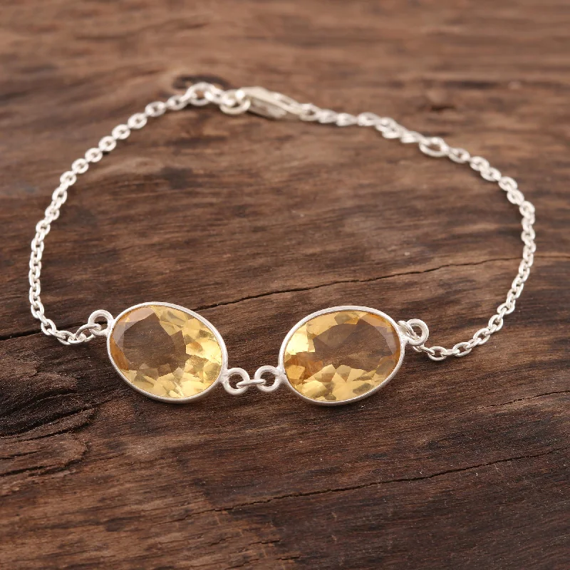Flash Jewelry Sale – Get Stunning Pieces At Low Prices Sunny Glisten 12-Carat Citrine Pendant Bracelet from India Flash Jewelry Sale – Get Stunning Pieces At Low Prices Sunny Glisten 12-Carat Citrine Pendant Bracelet from India