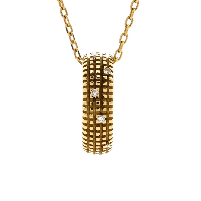 Jewelry Deals That Sparkle – Shop Today Metropolitan Dream Pendant Necklace 18K Yellow Gold and Diamonds Jewelry Deals That Sparkle – Shop Today Metropolitan Dream Pendant Necklace 18K Yellow Gold and Diamonds