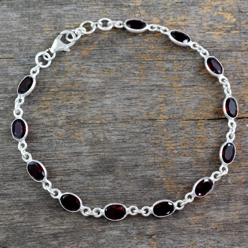 Luxury Jewelry At Unbeatable Discounts Romantic Red Garnet Silver Tennis Bracelet