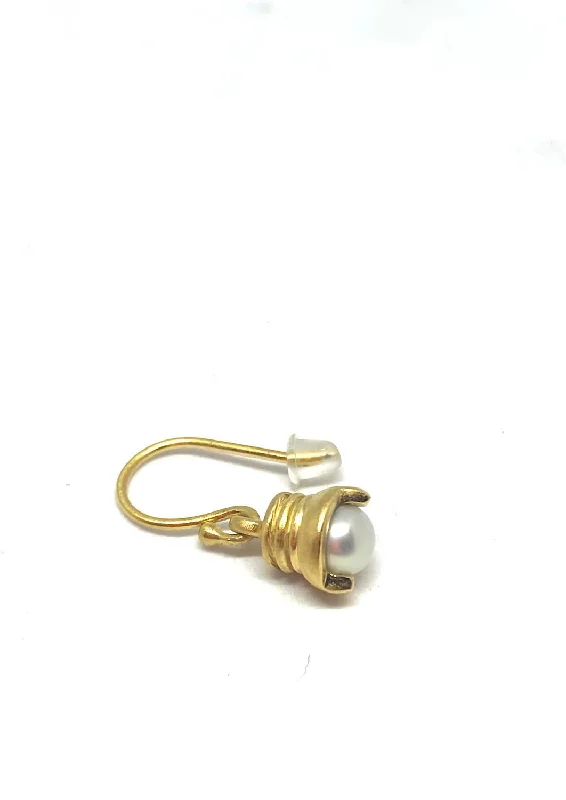 Elegant Rose Gold Jewelry For A Stylish Touch Small Pearl Drop Single Earring In Gold Elegant Rose Gold Jewelry For A Stylish Touch Small Pearl Drop Single Earring In Gold