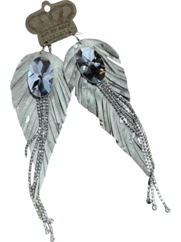 Elegant Necklaces And Bracelets At Limited-Time Offers Women's Leather Feather With Crystals Earrings In White Elegant Necklaces And Bracelets At Limited-Time Offers Women's Leather Feather With Crystals Earrings In White