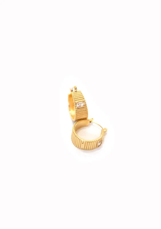 Make Your Outfit Shine With Discounted Jewelry Women's Lyla Earrings In Gold