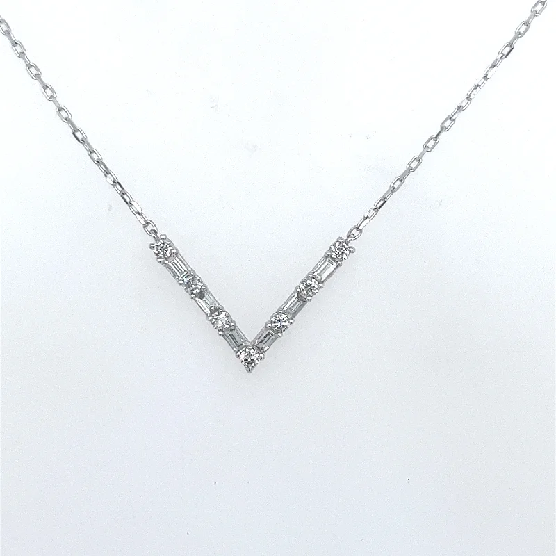 High-Quality Jewelry At A Fraction Of The Cost 18K White Gold Fancy Shape Diamond "V" Shaped Necklace (.31ctw) High-Quality Jewelry At A Fraction Of The Cost 18K White Gold Fancy Shape Diamond "V" Shaped Necklace (.31ctw)