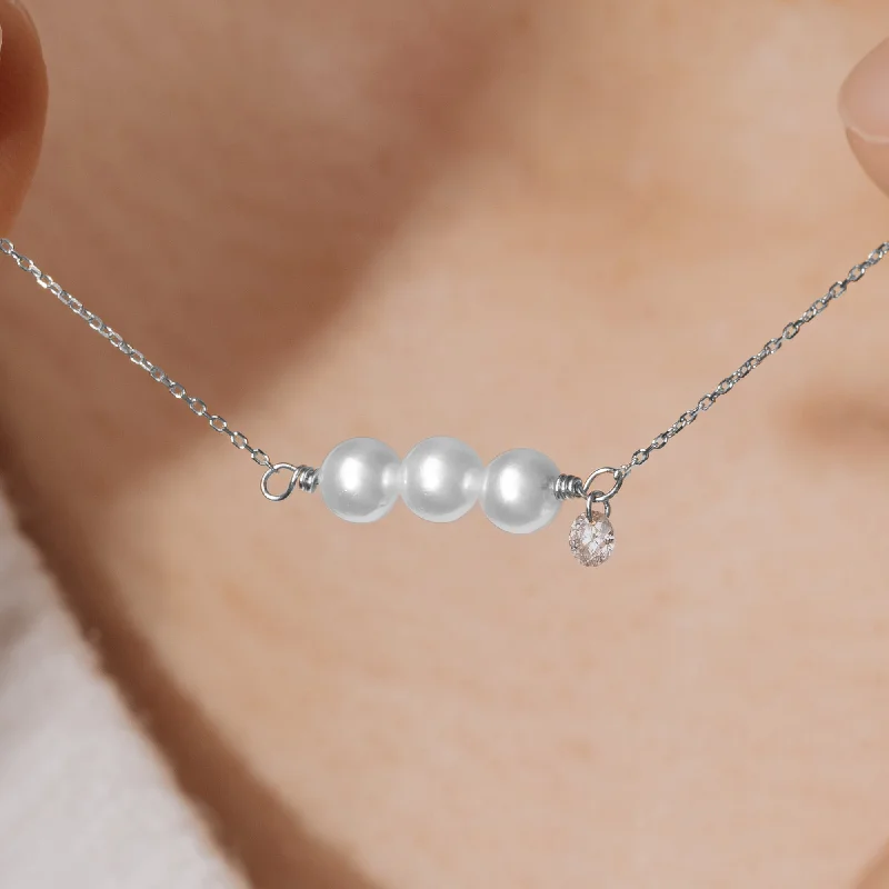 Seasonal Jewelry Sale – Upgrade Your Style Today Gold Three Pearls and Diamond Necklace Seasonal Jewelry Sale – Upgrade Your Style Today Gold Three Pearls and Diamond Necklace