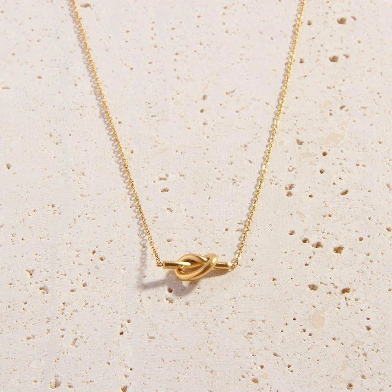 Fashion-Forward Geometric Jewelry For Contemporary Style Izabel Necklace