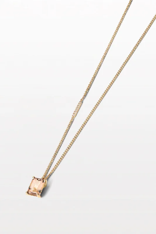 Shop Stylish Jewelry Now And Save Big Lustre 01 18K Gold Necklace w. Morganite