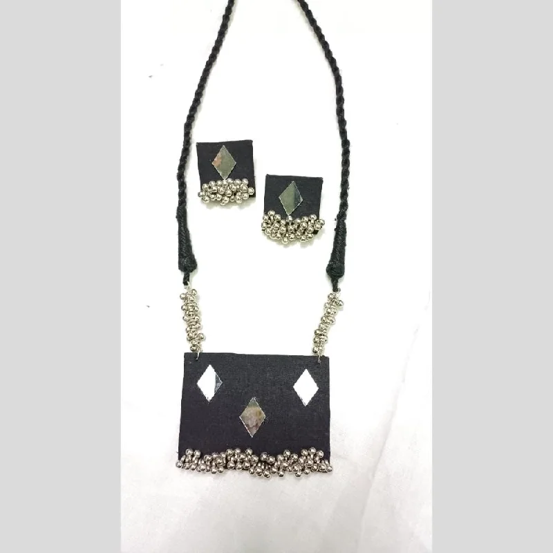 Modern Jewelry At Exclusive Discounts – Shop Today Shrijicreation Oxidised Plated Handmade Ghungroo Mirror Necklace Set Modern Jewelry At Exclusive Discounts – Shop Today Shrijicreation Oxidised Plated Handmade Ghungroo Mirror Necklace Set