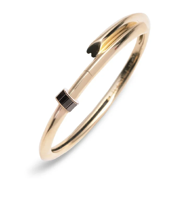 Flash Sale On Exquisite Jewelry – Don't Miss Out Baguette Black Diamond - Love : Heart Beat Strong Heart Bangle Flash Sale On Exquisite Jewelry – Don't Miss Out Baguette Black Diamond - Love : Heart Beat Strong Heart Bangle