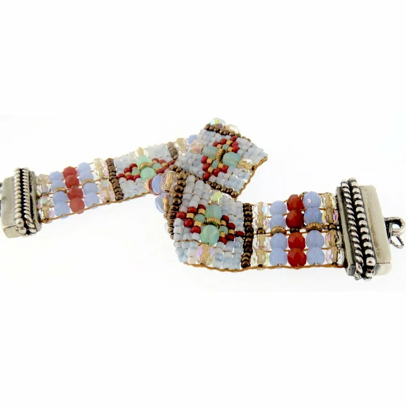 Fashion-Forward Jewelry At Incredible Prices Chili Rose Periwinkle Silver Tip Bracelet Fashion-Forward Jewelry At Incredible Prices Chili Rose Periwinkle Silver Tip Bracelet