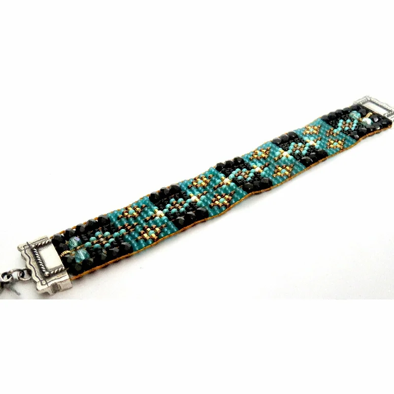 Elegant Rose Gold Jewelry For A Stylish Touch Chili Rose Silver Blue & Black Jet Tiffany Beaded Bracelet Elegant Rose Gold Jewelry For A Stylish Touch Chili Rose Silver Blue & Black Jet Tiffany Beaded Bracelet