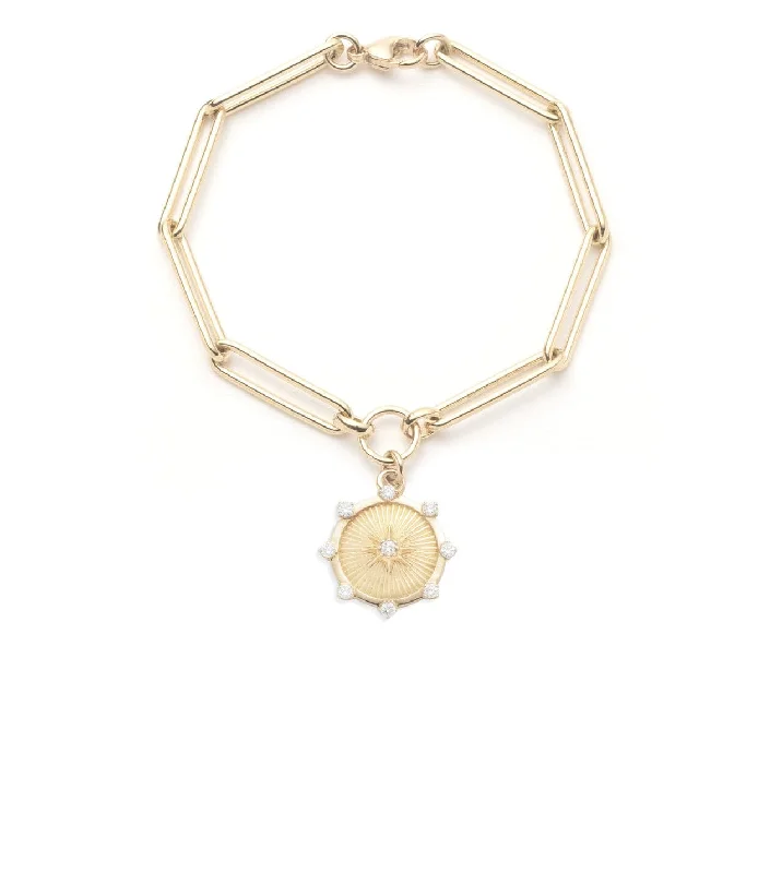 Elevate Your Outfit With Discounted Statement Jewelry Spark - Love : Extended Clip Chain Bracelet Elevate Your Outfit With Discounted Statement Jewelry Spark - Love : Extended Clip Chain Bracelet