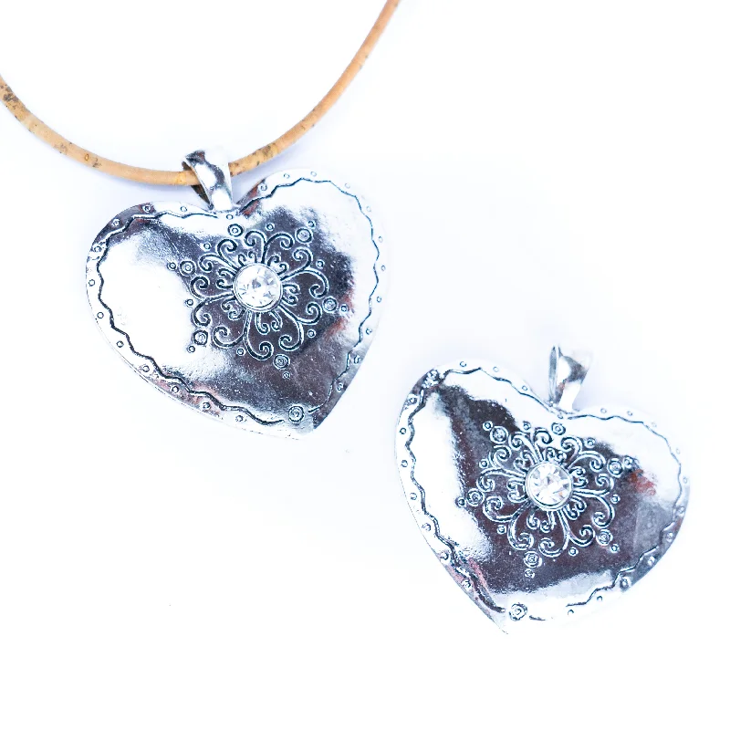 Eco-Friendly Sustainable Jewelry For Conscious Buyers 2pcs antique silver heart tag with rhinestones inlaid in the middle ,jewelry finding suppliers D-3-541 Eco-Friendly Sustainable Jewelry For Conscious Buyers 2pcs antique silver heart tag with rhinestones inlaid in the middle ,jewelry finding suppliers D-3-541