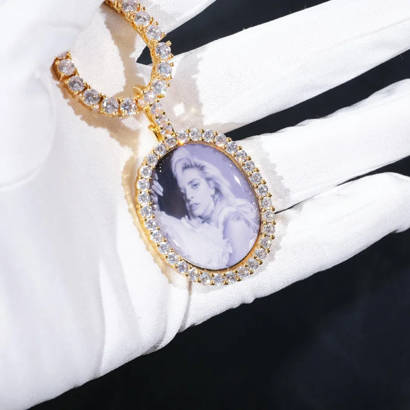 Shine In Style – Shop Jewelry Discounts Today 3D Oval Custom Picture Pendant