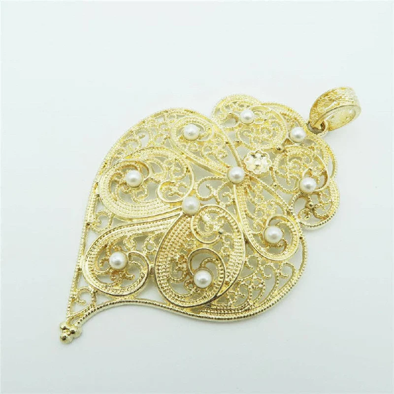 Personalized Jewelry Sale – Unique Pieces At Great Prices 5 Pcs Antique Golden with pearl Viana Heart pendant jewelry supplies jewelry finding D-3-74 Personalized Jewelry Sale – Unique Pieces At Great Prices 5 Pcs Antique Golden with pearl Viana Heart pendant jewelry supplies jewelry finding D-3-74