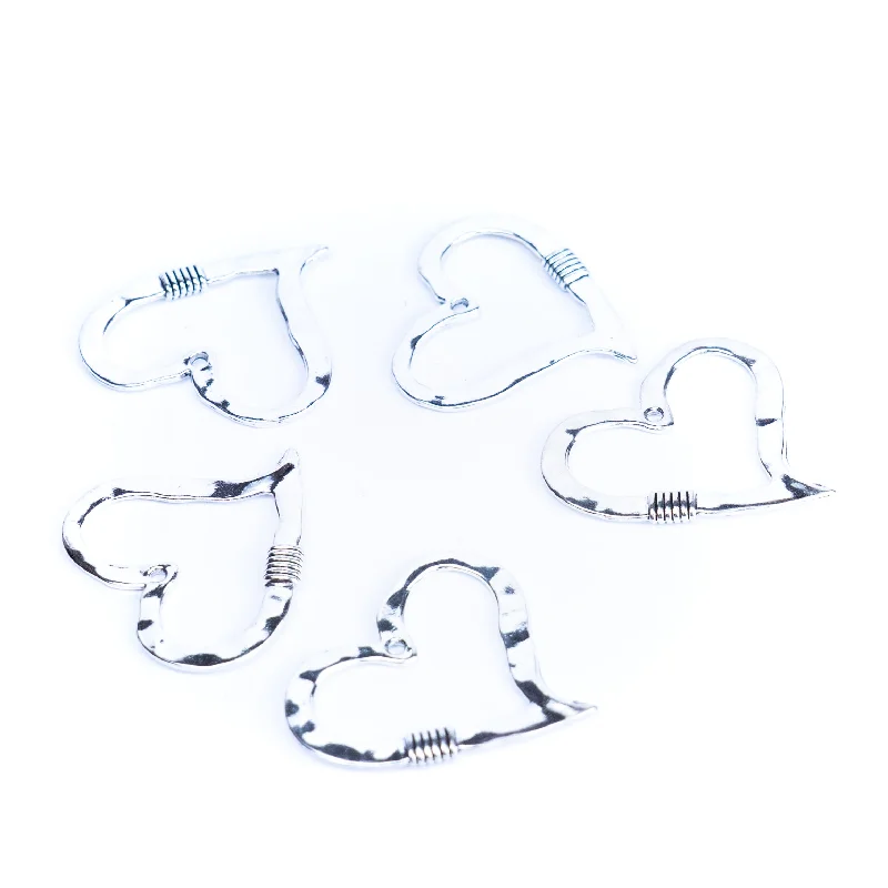 Don't Miss These Dazzling Jewelry Discounts 5pcs antique silver Hollow love tag jewelry finding suppliers D-3-548 Don't Miss These Dazzling Jewelry Discounts 5pcs antique silver Hollow love tag jewelry finding suppliers D-3-548