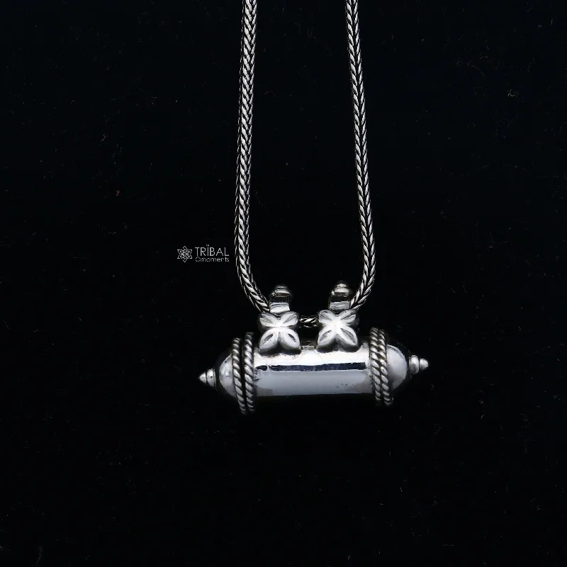 Trendy Minimalist Jewelry For Everyday Wear 925 Sterling silver handmade vintage customized design amulet pendant, box pendant, container pendant, mantra box, silver tabiz nsp851 Trendy Minimalist Jewelry For Everyday Wear 925 Sterling silver handmade vintage customized design amulet pendant, box pendant, container pendant, mantra box, silver tabiz nsp851