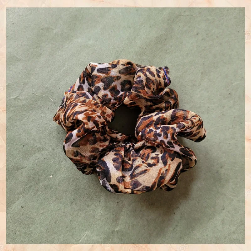 Affordable Gold-Plated Jewelry For Modern Fashion Dream Fashion Assorted Color & Print Pack Of 6 Leopard Printed Scrunchie Hair Rubber Band Affordable Gold-Plated Jewelry For Modern Fashion Dream Fashion Assorted Color & Print Pack Of 6 Leopard Printed Scrunchie Hair Rubber Band