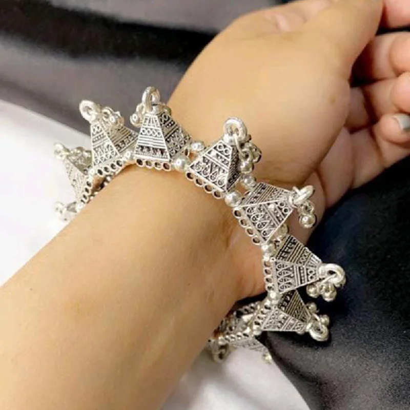 Gorgeous Jewelry, Limited-Time Savings Manisha Jewellery Oxidised Plated Kada