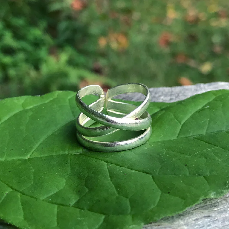 Personalized Jewelry Sale – Unique Gifts At Low Prices Criss Cross Ring - Silver, India Personalized Jewelry Sale – Unique Gifts At Low Prices Criss Cross Ring - Silver, India